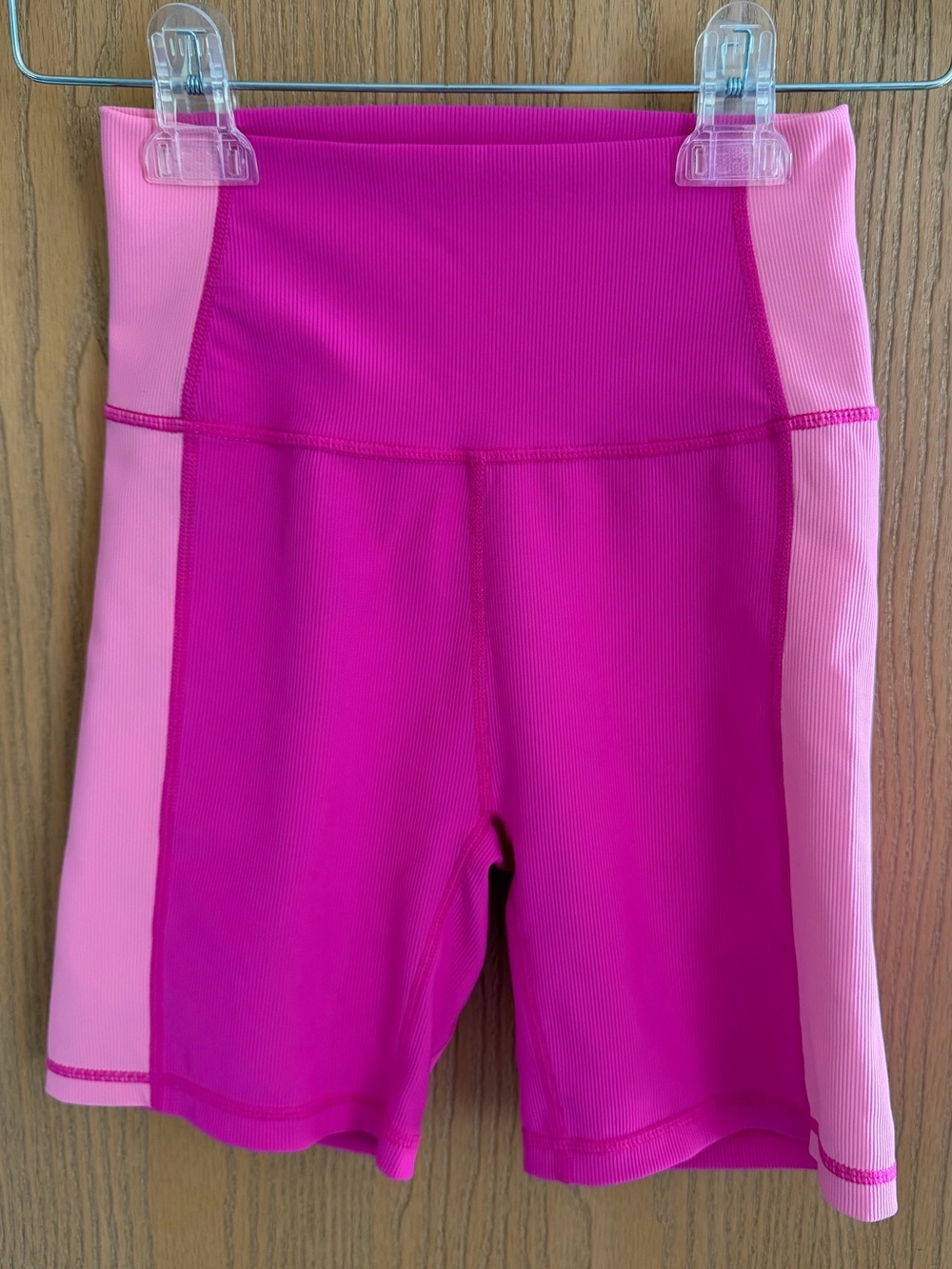 Wilo The Label Like New Two-Tone Pink Ribbed Athletic Bike Shorts Women Size XS